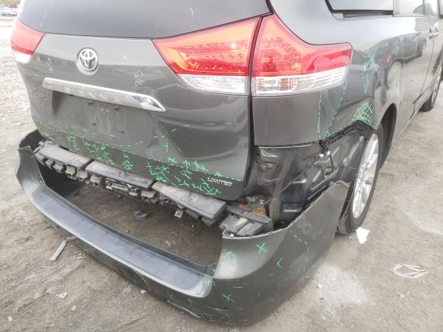 Photo 8 VIN: 5TDYK3DCXBS097663 - TOYOTA SIENNA XLE 