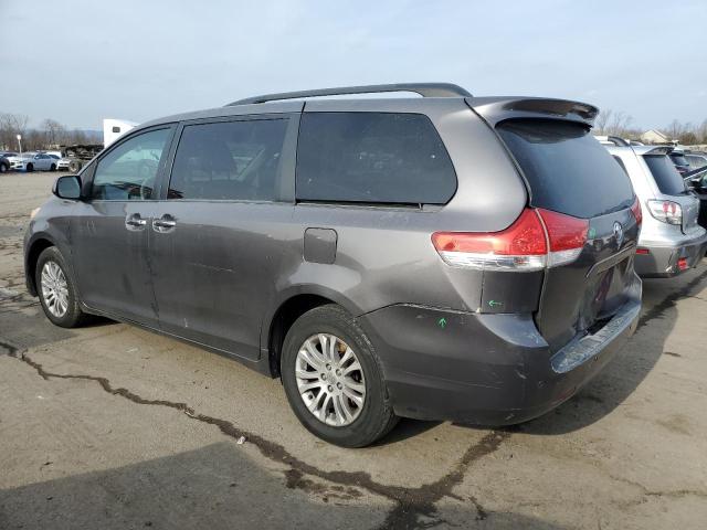 Photo 1 VIN: 5TDYK3DCXBS107186 - TOYOTA SIENNA XLE 