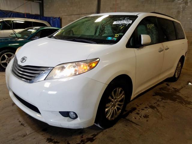 Photo 1 VIN: 5TDYK3DCXBS118060 - TOYOTA SIENNA XLE 