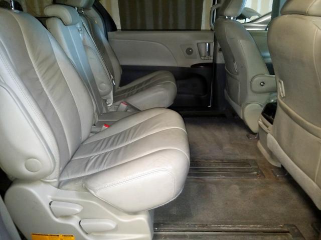 Photo 5 VIN: 5TDYK3DCXBS118060 - TOYOTA SIENNA XLE 