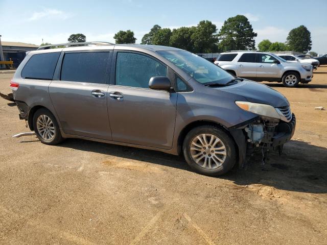 Photo 3 VIN: 5TDYK3DCXBS120374 - TOYOTA SIENNA XLE 