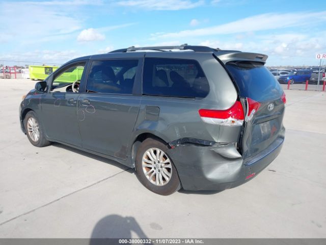 Photo 2 VIN: 5TDYK3DCXBS140267 - TOYOTA SIENNA 