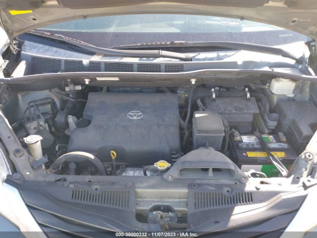 Photo 9 VIN: 5TDYK3DCXBS140267 - TOYOTA SIENNA 