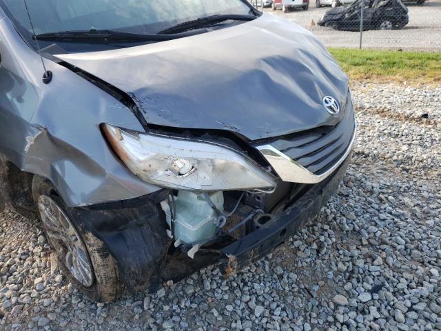 Photo 8 VIN: 5TDYK3DCXBS142911 - TOYOTA SIENNA XLE 