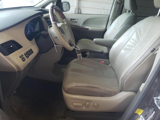 Photo 6 VIN: 5TDYK3DCXBS158154 - TOYOTA SIENNA XLE 