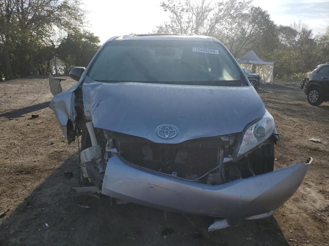 Photo 4 VIN: 5TDYK3DCXCS180673 - TOYOTA SIENNA XLE 