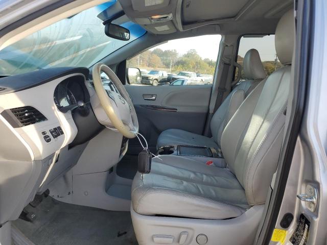 Photo 6 VIN: 5TDYK3DCXCS180673 - TOYOTA SIENNA XLE 