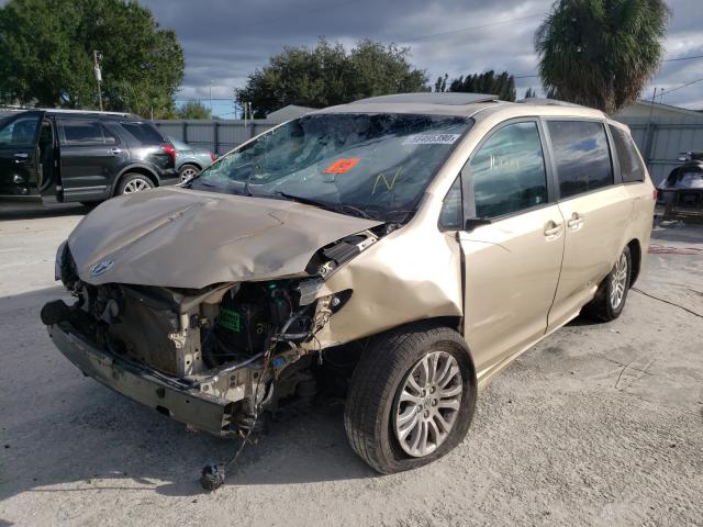 Photo 1 VIN: 5TDYK3DCXCS195271 - TOYOTA SIENNA XLE 