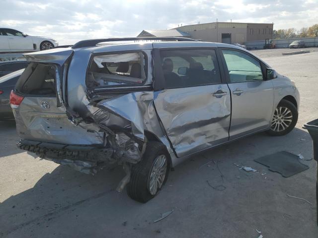 Photo 2 VIN: 5TDYK3DCXCS213137 - TOYOTA SIENNA XLE 