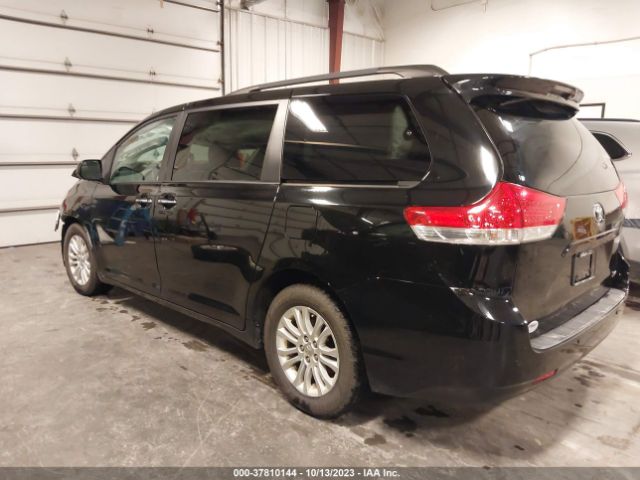 Photo 2 VIN: 5TDYK3DCXCS216846 - TOYOTA SIENNA 