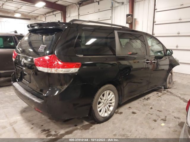 Photo 3 VIN: 5TDYK3DCXCS216846 - TOYOTA SIENNA 