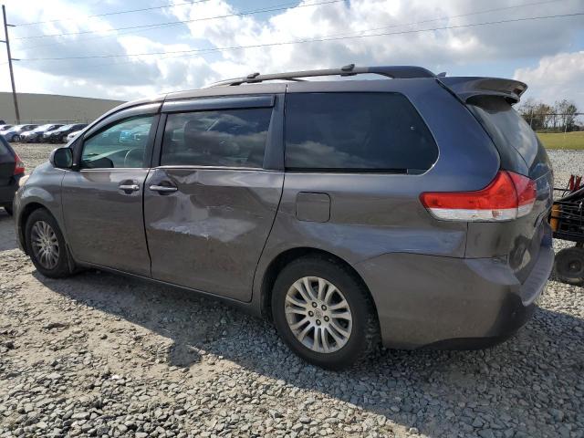 Photo 1 VIN: 5TDYK3DCXCS218743 - TOYOTA SIENNA XLE 