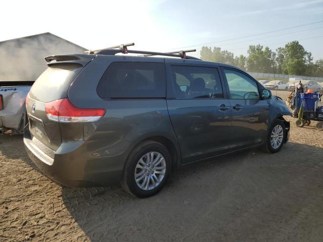 Photo 2 VIN: 5TDYK3DCXCS222694 - TOYOTA SIENNA XLE 