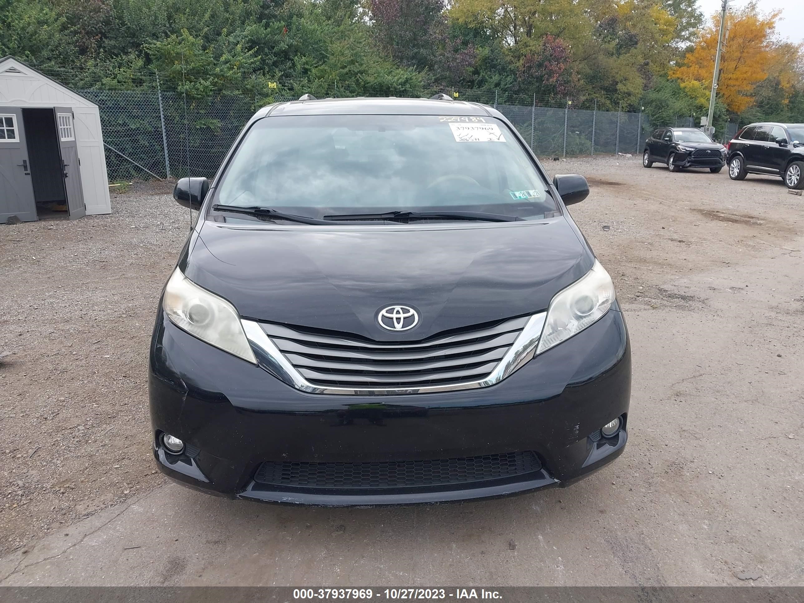 Photo 11 VIN: 5TDYK3DCXCS229984 - TOYOTA SIENNA 