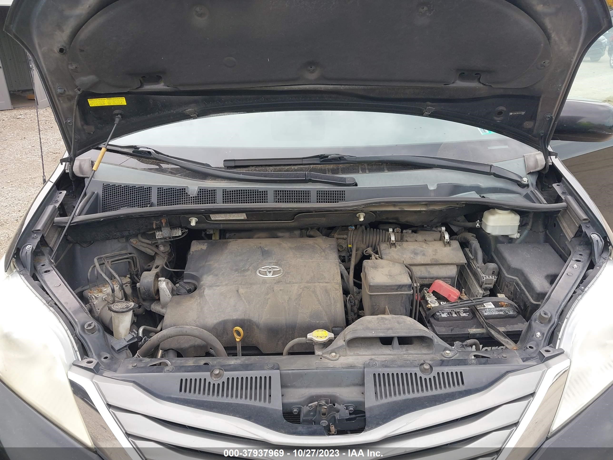 Photo 9 VIN: 5TDYK3DCXCS229984 - TOYOTA SIENNA 