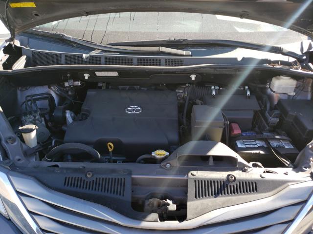 Photo 6 VIN: 5TDYK3DCXCS232657 - TOYOTA SIENNA XLE 