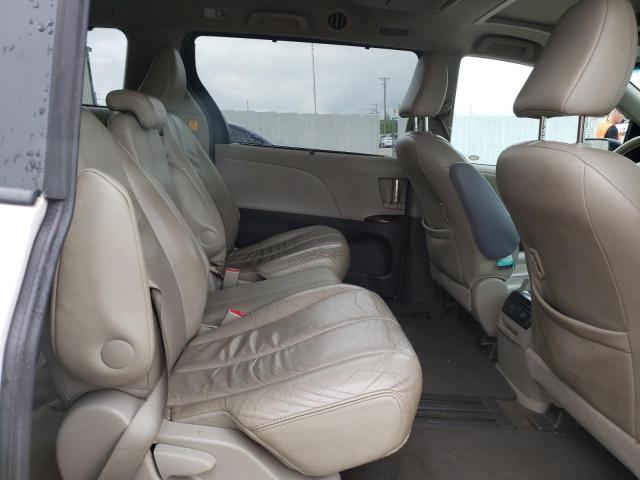 Photo 10 VIN: 5TDYK3DCXCS232903 - TOYOTA SIENNA XLE 