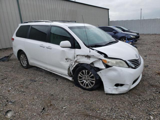 Photo 3 VIN: 5TDYK3DCXCS232903 - TOYOTA SIENNA XLE 