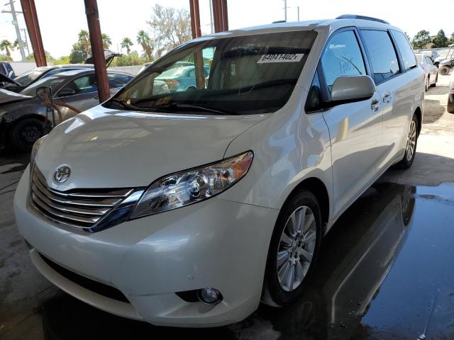 Photo 1 VIN: 5TDYK3DCXCS234473 - TOYOTA SIENNA XLE 