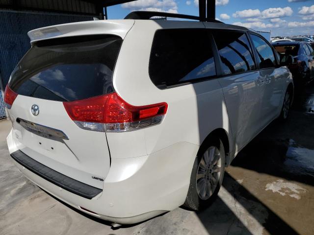 Photo 3 VIN: 5TDYK3DCXCS234473 - TOYOTA SIENNA XLE 