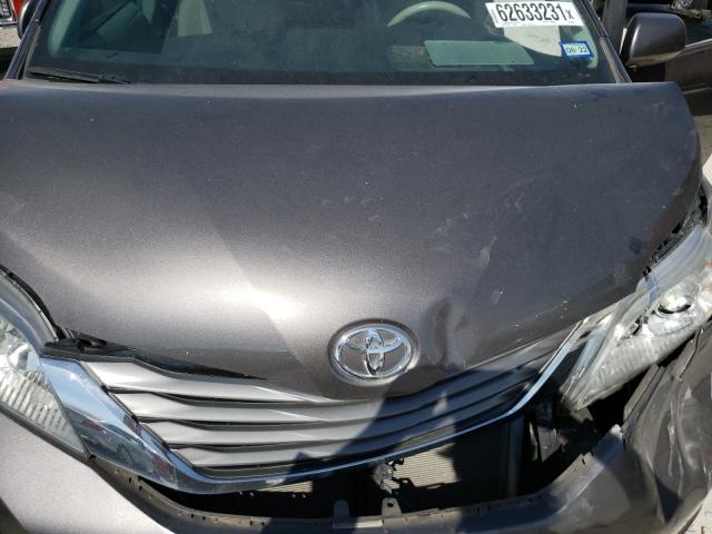 Photo 6 VIN: 5TDYK3DCXCS240743 - TOYOTA SIENNA XLE 