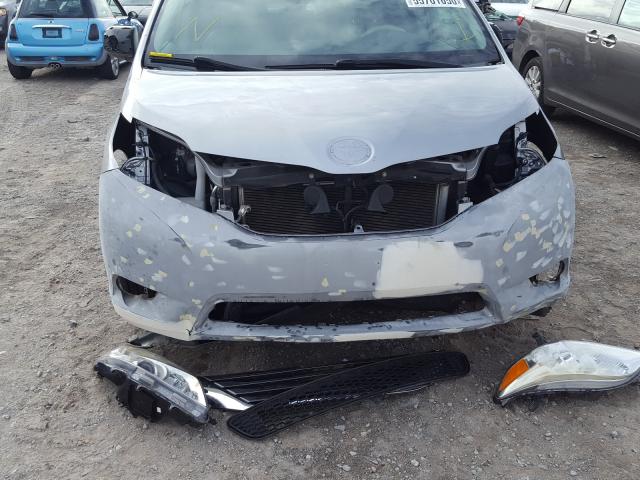 Photo 8 VIN: 5TDYK3DCXCS244954 - TOYOTA SIENNA XLE 