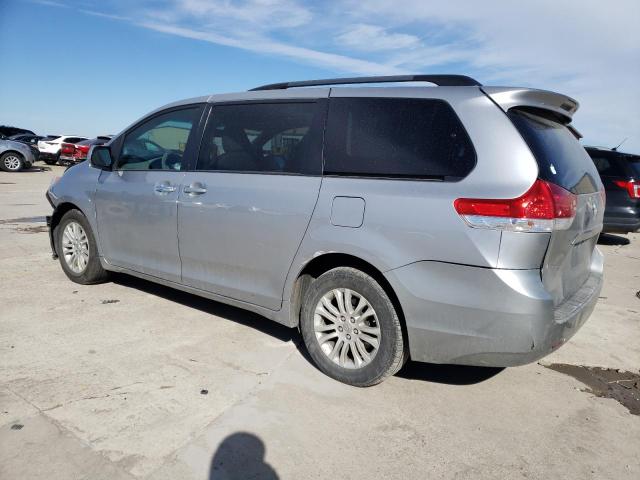 Photo 1 VIN: 5TDYK3DCXCS246851 - TOYOTA SIENNA XLE 