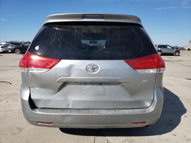 Photo 5 VIN: 5TDYK3DCXCS246851 - TOYOTA SIENNA XLE 