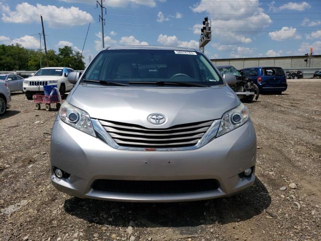 Photo 4 VIN: 5TDYK3DCXCS260846 - TOYOTA SIENNA XLE 