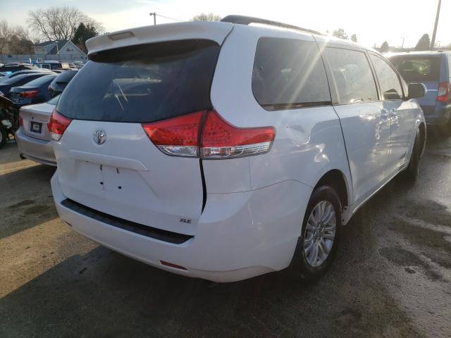 Photo 3 VIN: 5TDYK3DCXCS267893 - TOYOTA SIENNA XLE 