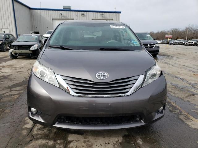 Photo 4 VIN: 5TDYK3DCXCS273452 - TOYOTA SIENNA XLE 