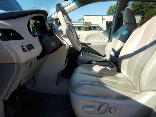 Photo 6 VIN: 5TDYK3DCXCS276299 - TOYOTA SIENNA XLE 