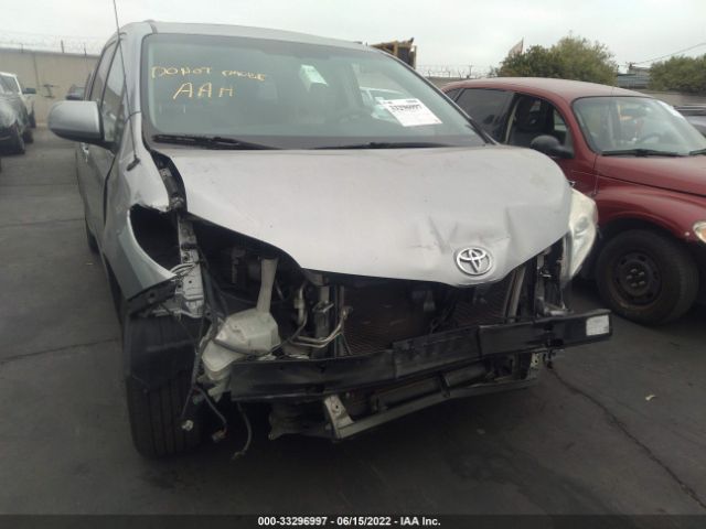 Photo 5 VIN: 5TDYK3DCXCS277775 - TOYOTA SIENNA 