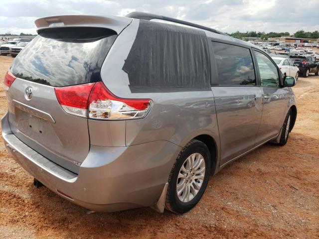 Photo 3 VIN: 5TDYK3DCXDS315961 - TOYOTA SIENNA XLE 