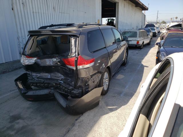 Photo 3 VIN: 5TDYK3DCXDS363220 - TOYOTA SIENNA XLE 