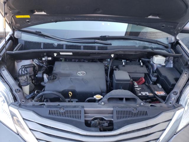 Photo 6 VIN: 5TDYK3DCXDS363220 - TOYOTA SIENNA XLE 