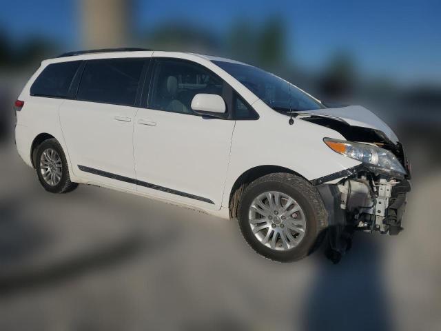 Photo 3 VIN: 5TDYK3DCXDS376484 - TOYOTA SIENNA XLE 