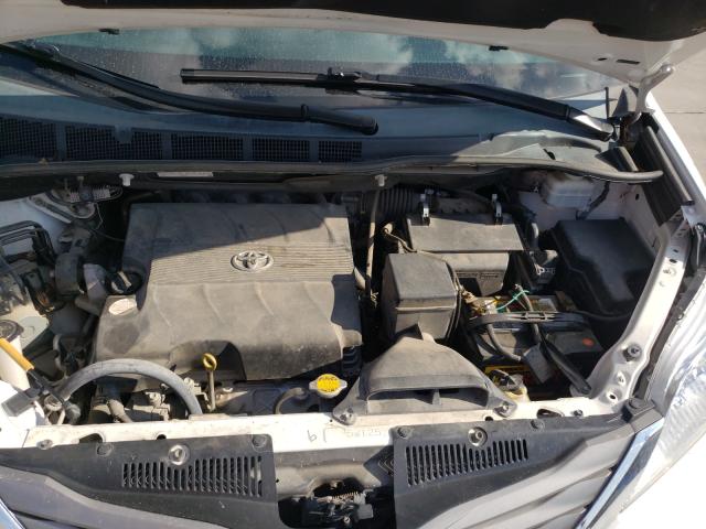 Photo 6 VIN: 5TDYK3DCXDS397917 - TOYOTA SIENNA XLE 