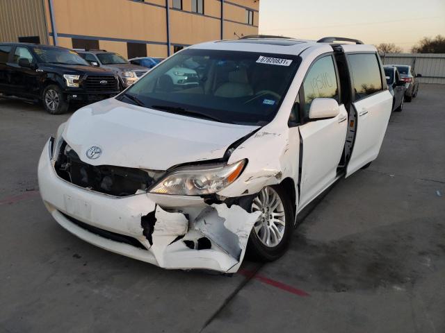 Photo 1 VIN: 5TDYK3DCXDS402999 - TOYOTA SIENNA XLE 