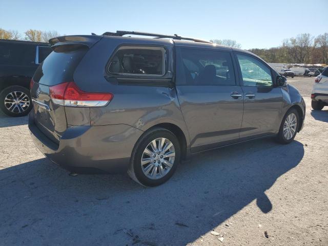 Photo 2 VIN: 5TDYK3DCXDS404784 - TOYOTA SIENNA XLE 