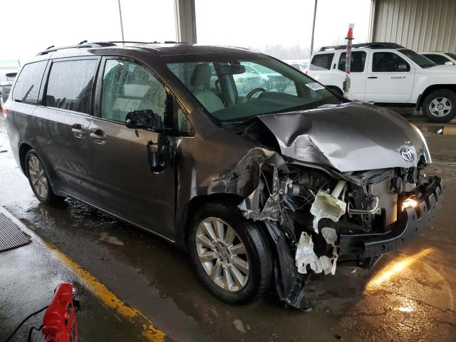 Photo 3 VIN: 5TDYK3DCXES414930 - TOYOTA SIENNA XLE 