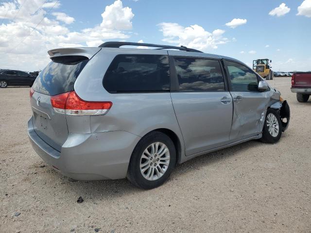 Photo 2 VIN: 5TDYK3DCXES423496 - TOYOTA SIENNA XLE 