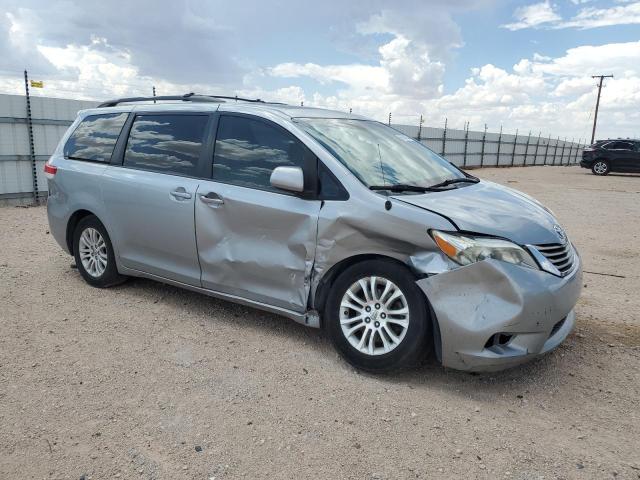 Photo 3 VIN: 5TDYK3DCXES423496 - TOYOTA SIENNA XLE 