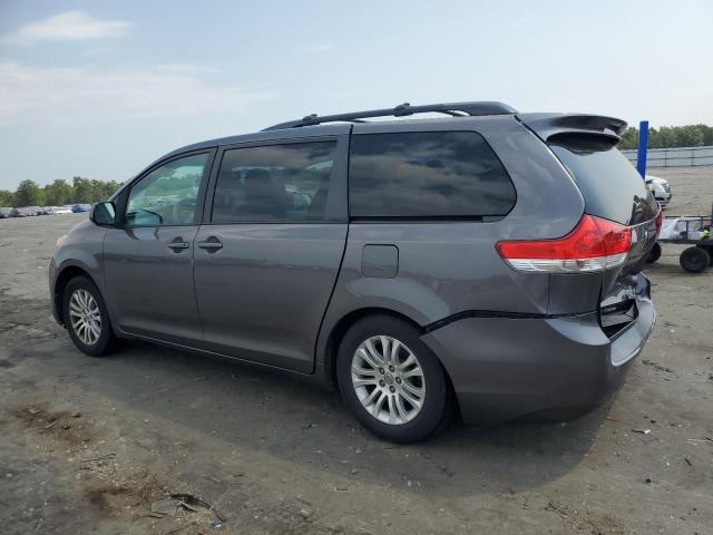 Photo 1 VIN: 5TDYK3DCXES437334 - TOYOTA SIENNA XLE 