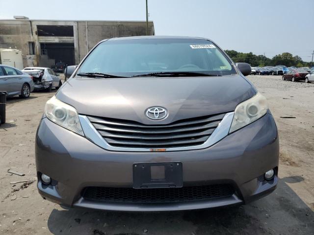 Photo 4 VIN: 5TDYK3DCXES437334 - TOYOTA SIENNA XLE 