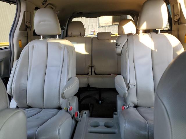 Photo 9 VIN: 5TDYK3DCXES452335 - TOYOTA SIENNA XLE 