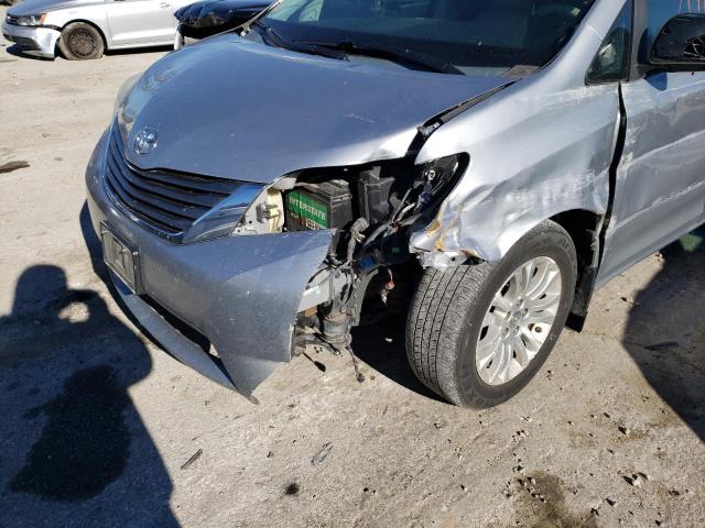 Photo 8 VIN: 5TDYK3DCXES460144 - TOYOTA SIENNA XLE 