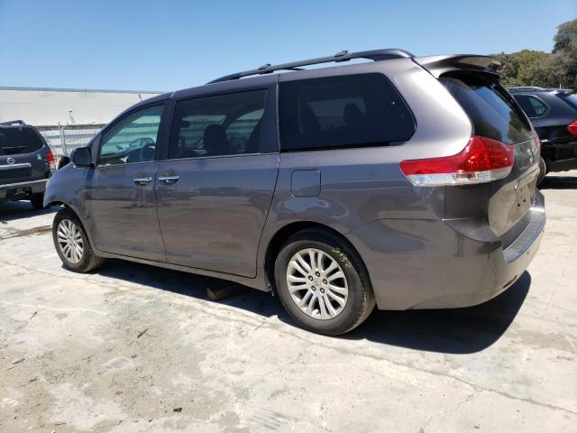 Photo 1 VIN: 5TDYK3DCXES473055 - TOYOTA SIENNA XLE 