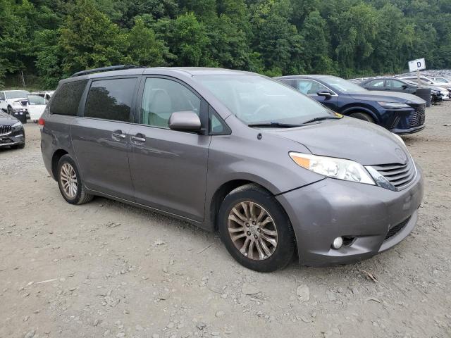 Photo 3 VIN: 5TDYK3DCXES508676 - TOYOTA SIENNA XLE 