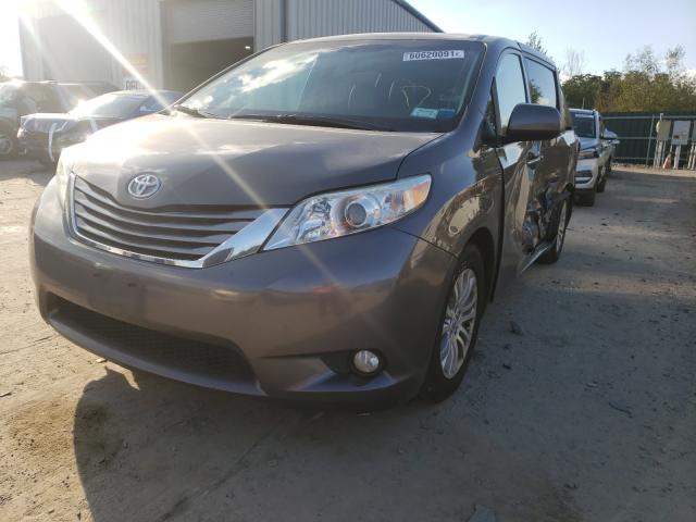 Photo 1 VIN: 5TDYK3DCXFS537354 - TOYOTA SIENNA XLE 